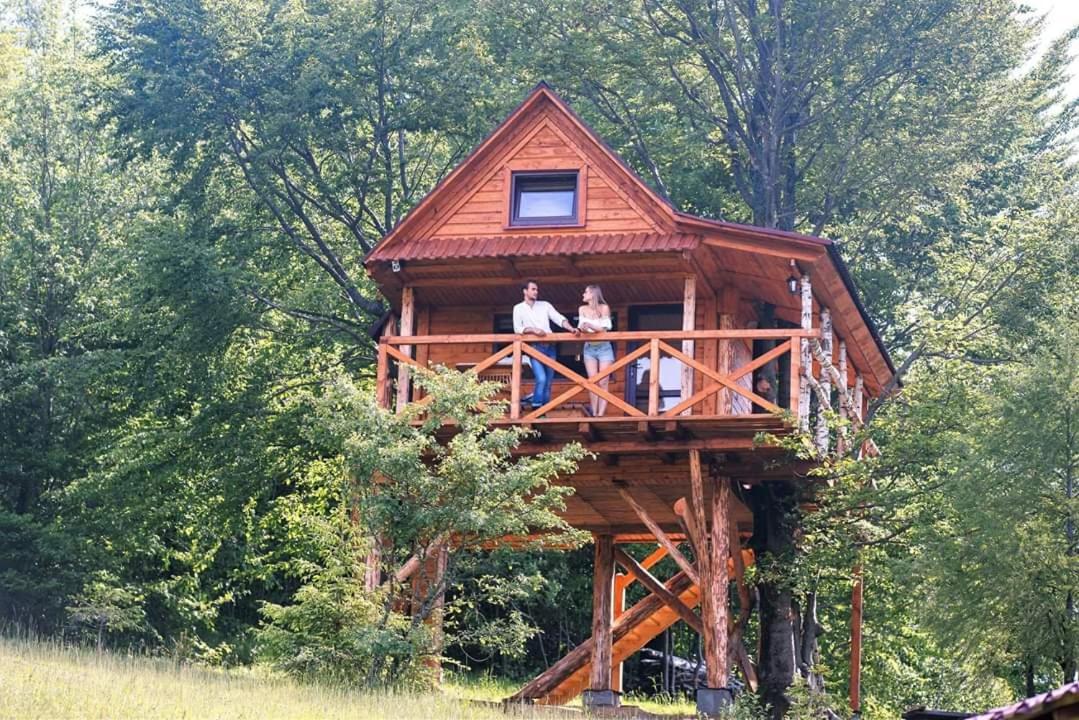 Отель Rakhiv Plai Экстерьер фото