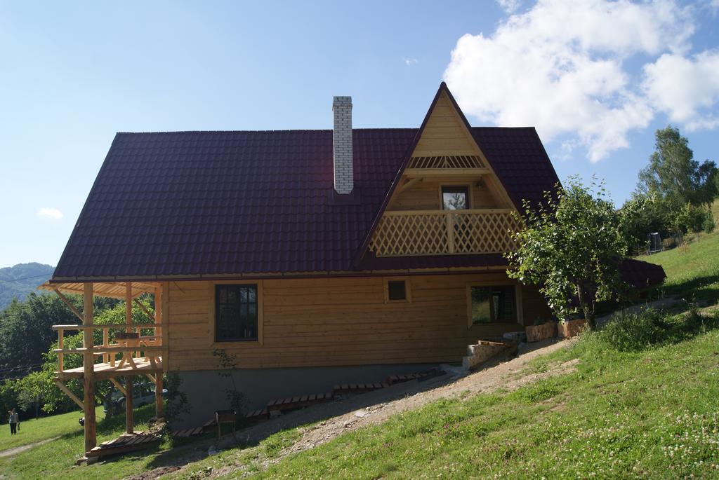 Отель Rakhiv Plai Экстерьер фото